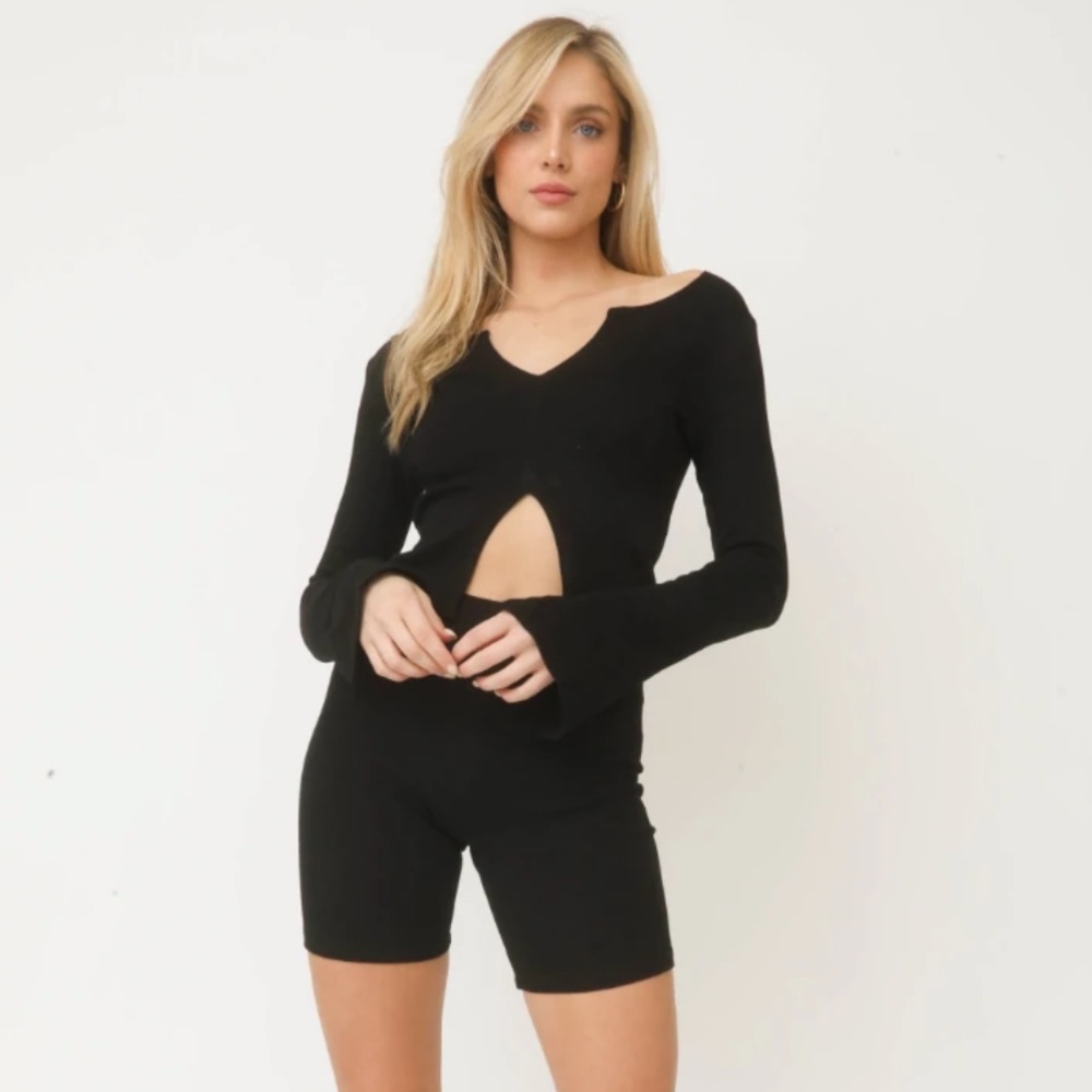 NEW black crop top, the perfect lounge outfit